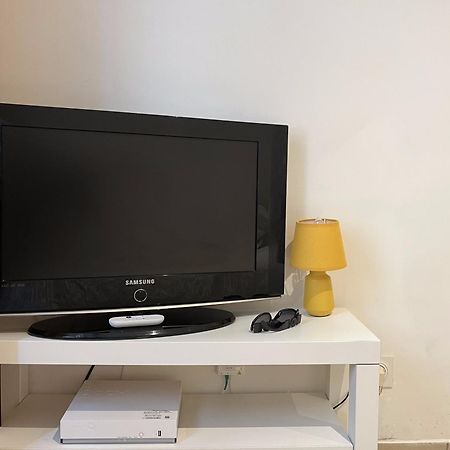 Studio Equipe Confort Proche De Toutes Commodites La Seyne-sur-Mer Bagian luar foto