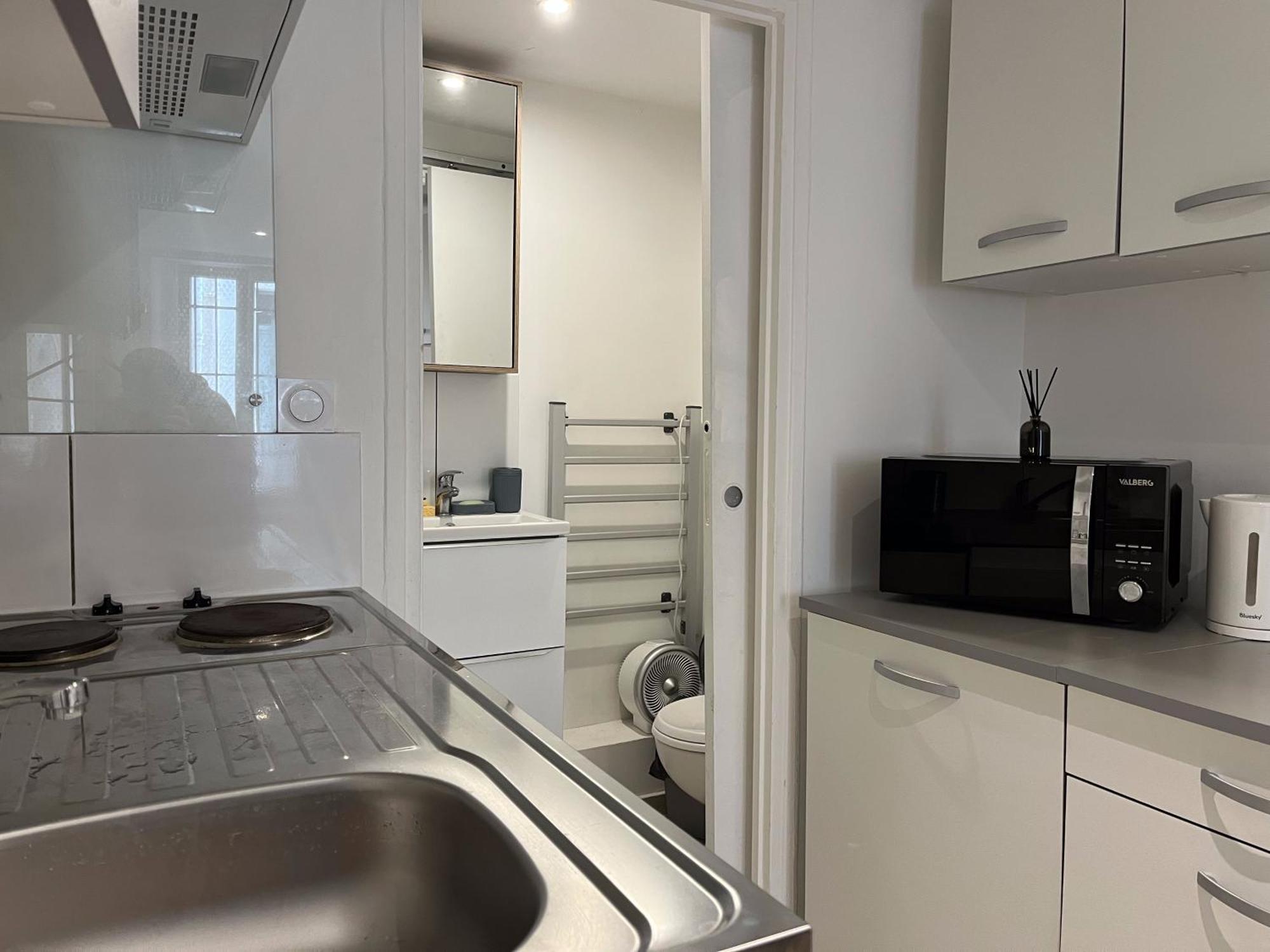 Studio Equipe Confort Proche De Toutes Commodites La Seyne-sur-Mer Bagian luar foto