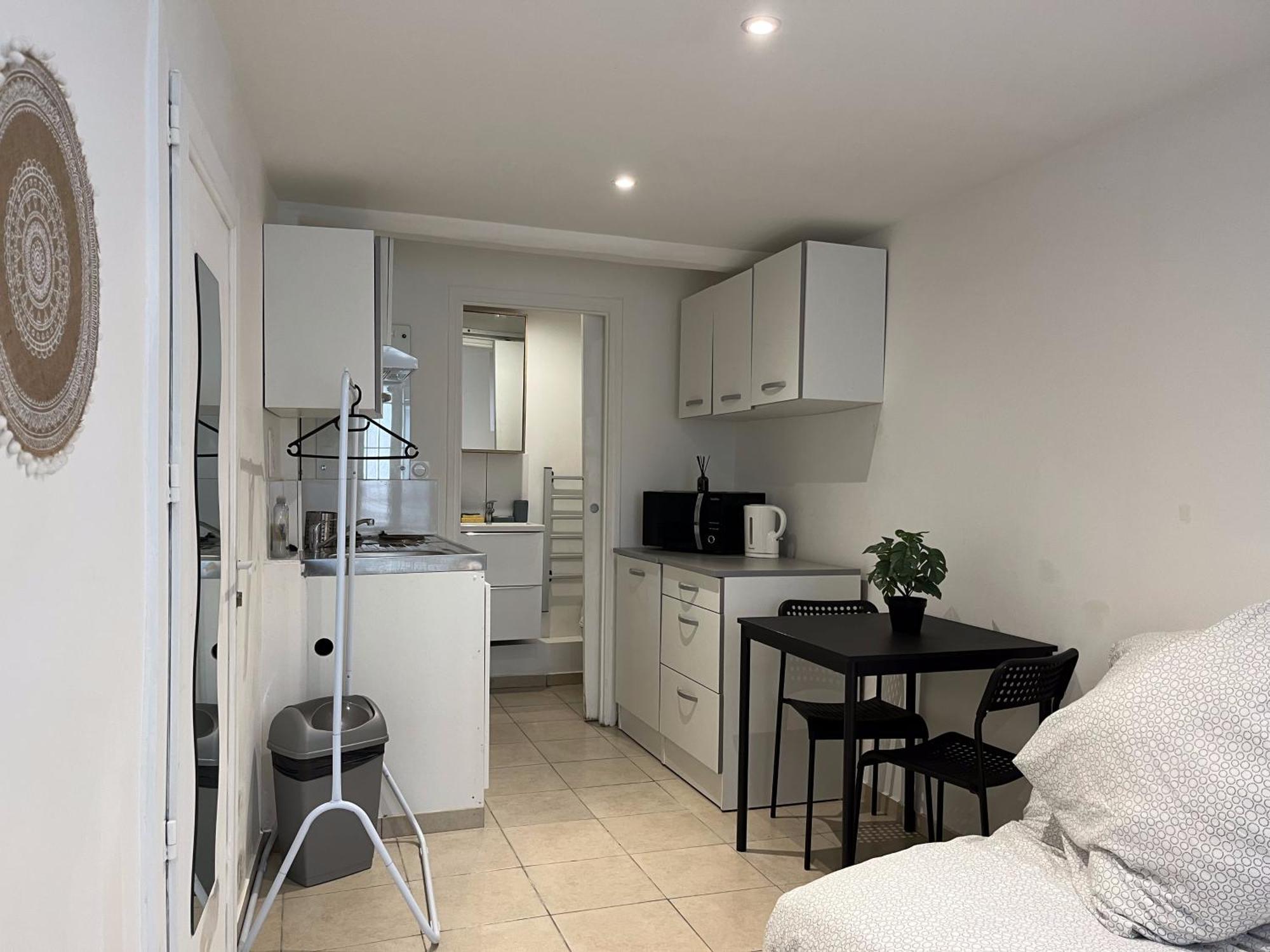 Studio Equipe Confort Proche De Toutes Commodites La Seyne-sur-Mer Bagian luar foto